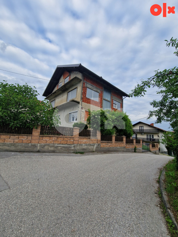 kuća gradacac 470 m2 2