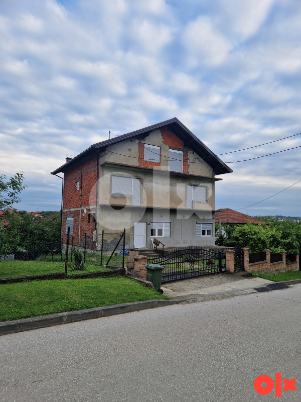 kuća gradacac 470 m2 4