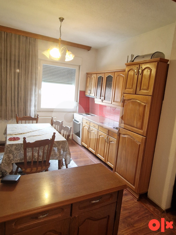 kuća gradacac 470 m2 9